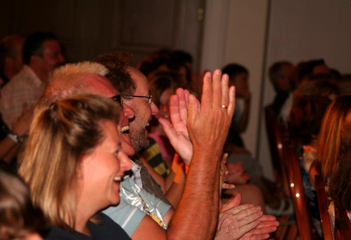 Lachen garantiert – Comedy-Zaubershow